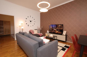 Ruby holiday home with patio Vienna